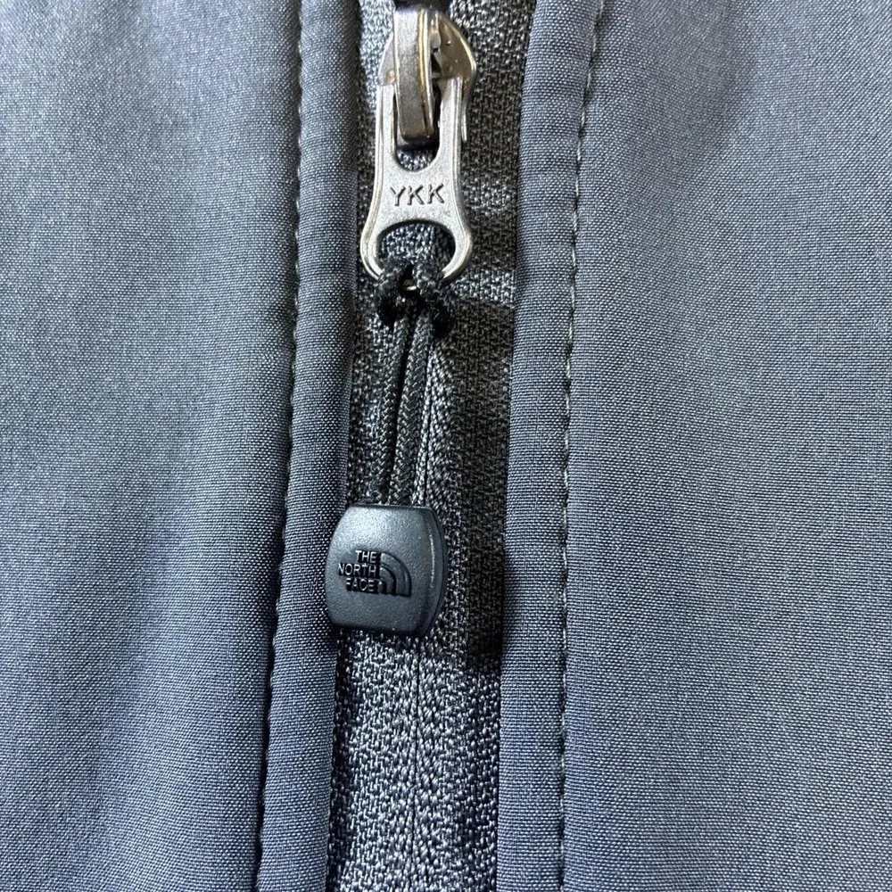 The North Face Mens Apex Bionic WindWall Softshell Jacket Gray XL